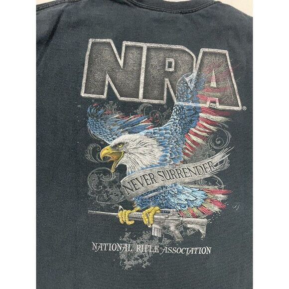 NRA Right To Bear Arms Never Surrender Guns Eagle Graphic T-shirt Men XXL Black - Picture 2 of 6